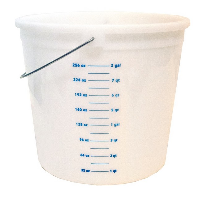 Plastic on sale measuring buckets